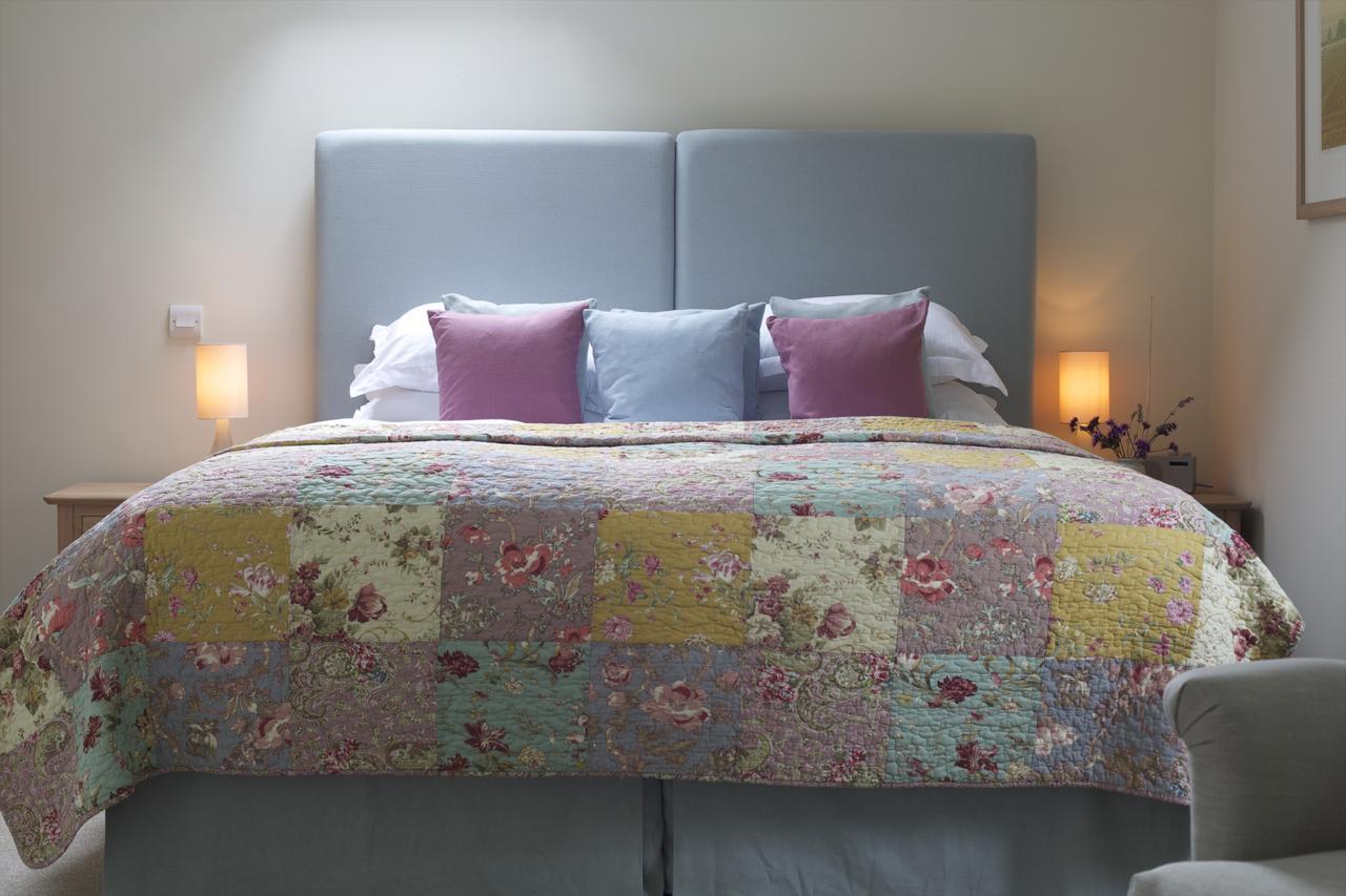The Royal Oak Hotel Ansty  ภายนอก รูปภาพ