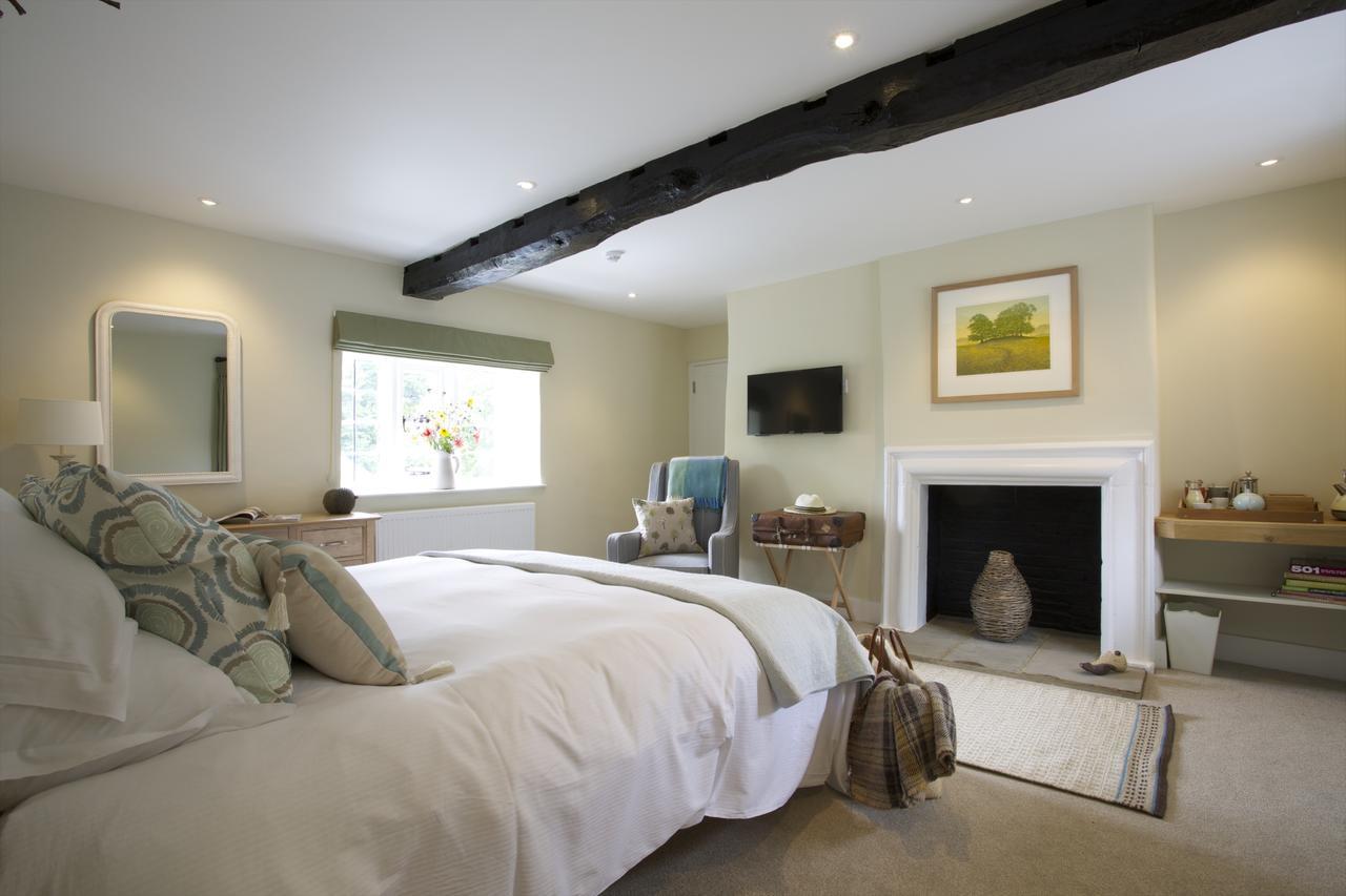 The Royal Oak Hotel Ansty  ภายนอก รูปภาพ