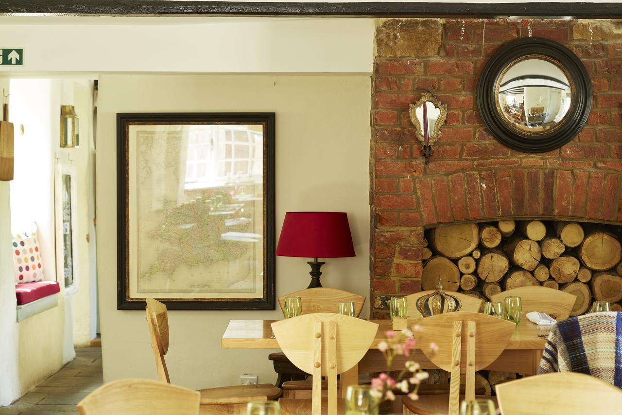 The Royal Oak Hotel Ansty  ภายนอก รูปภาพ