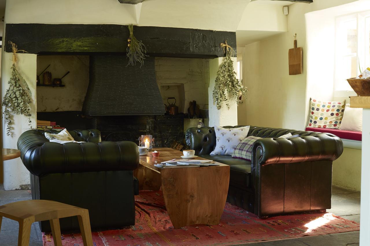 The Royal Oak Hotel Ansty  ภายนอก รูปภาพ